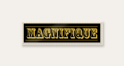 Magnifique panoramic print in a white bobbin frame